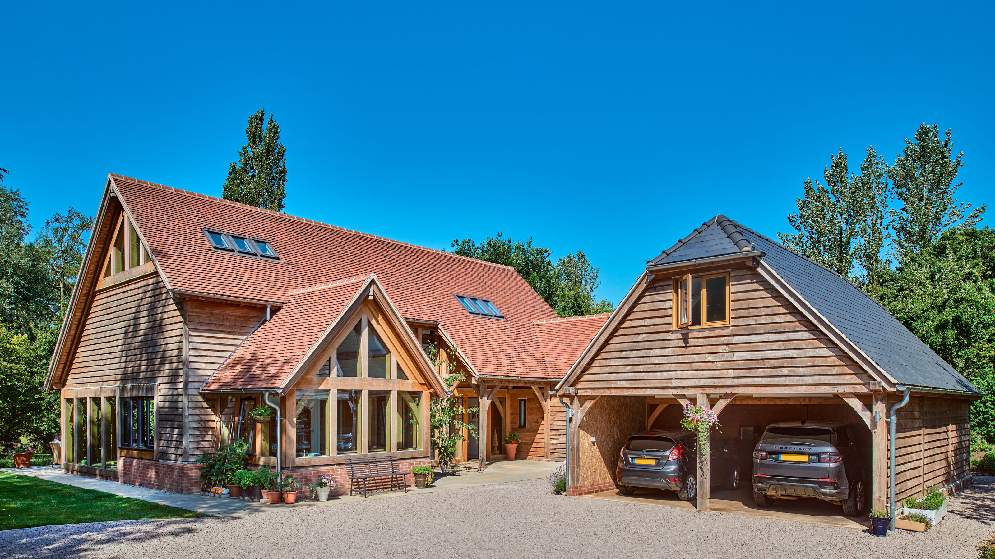 Beautiful tiled roof on a detached house